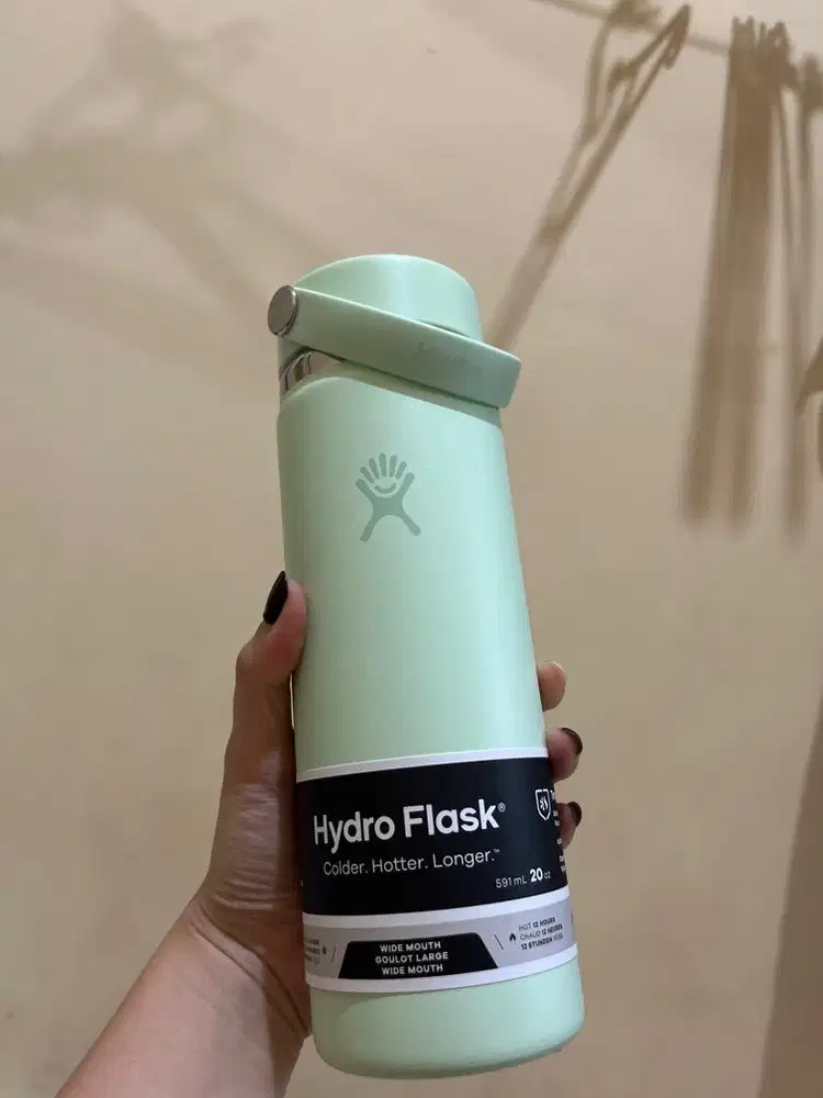 Tumbler hydroflask