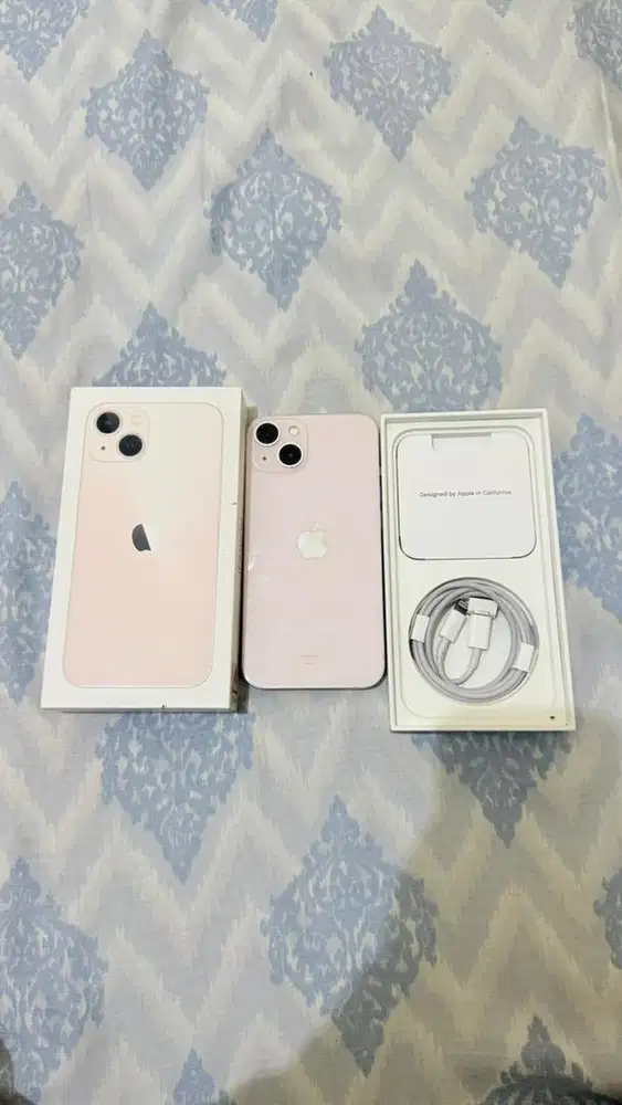 iPhone 13 128GB Pink