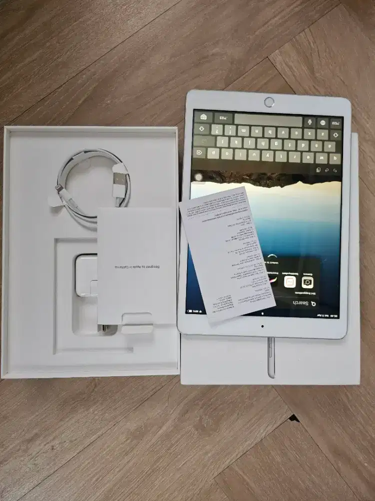 Ipad Gen 7 2019 32 GB wifi Ibox fullset