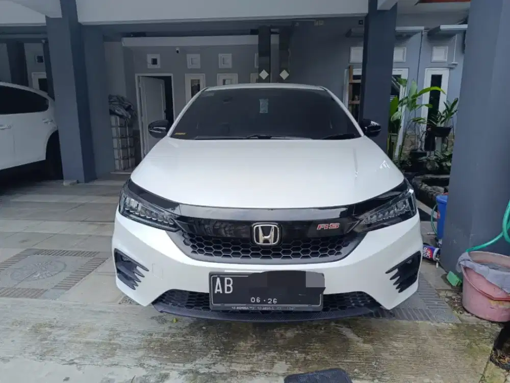 Dijual City Hatchback matic km rendah