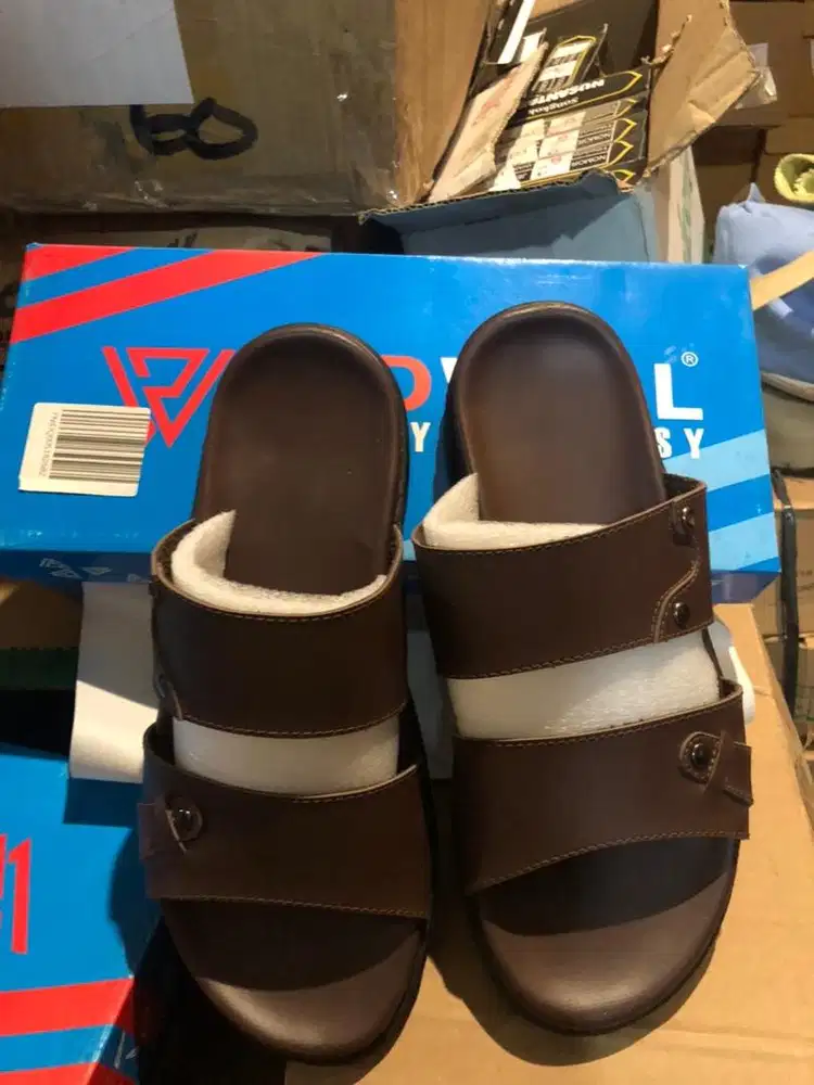 Sendal Kulit Pria size 39,41,42