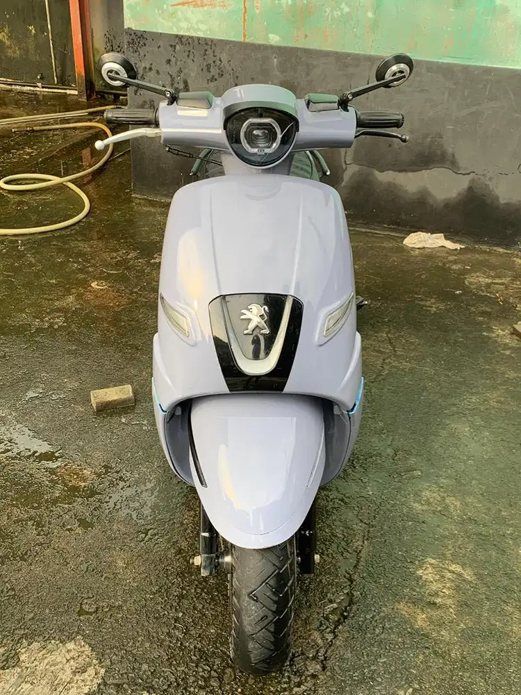 Peugeot django 165cc bukn vespa lx lambretta scomadi nmax
