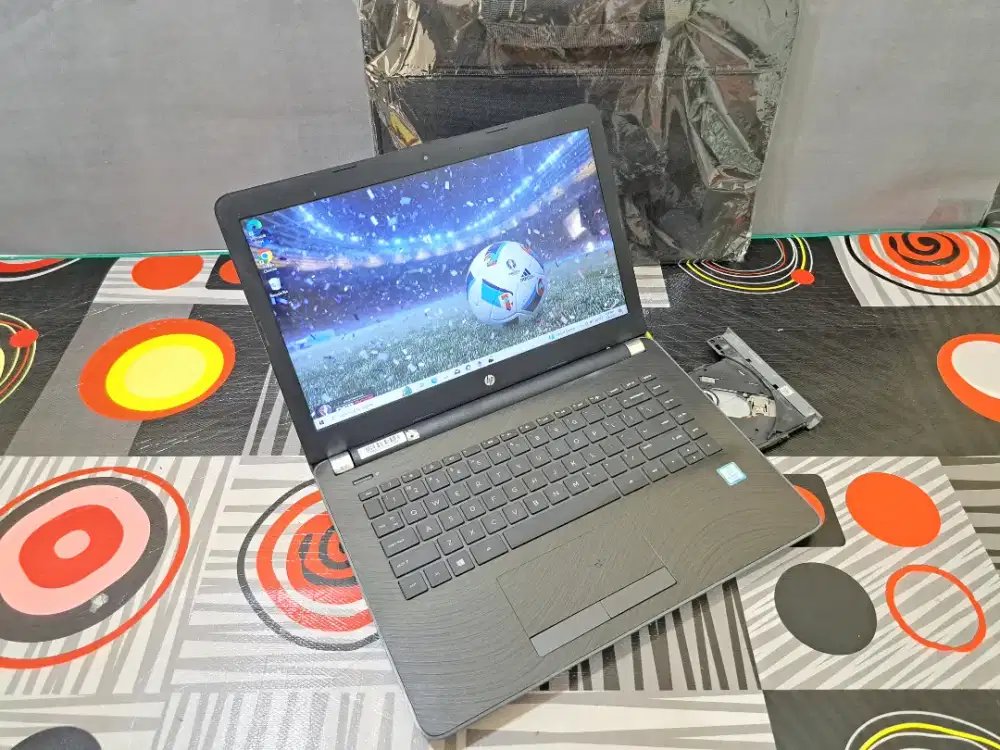 Jual BU laptop hp 14 core i3 gen 6 greyy normal semua siap pakai