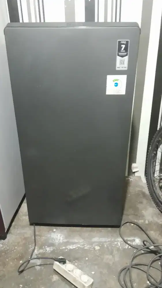 Kulkas aqua 1 pintu