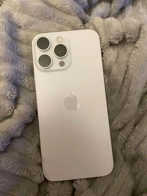 Iphone 16 promax 256 disert titanium ibox