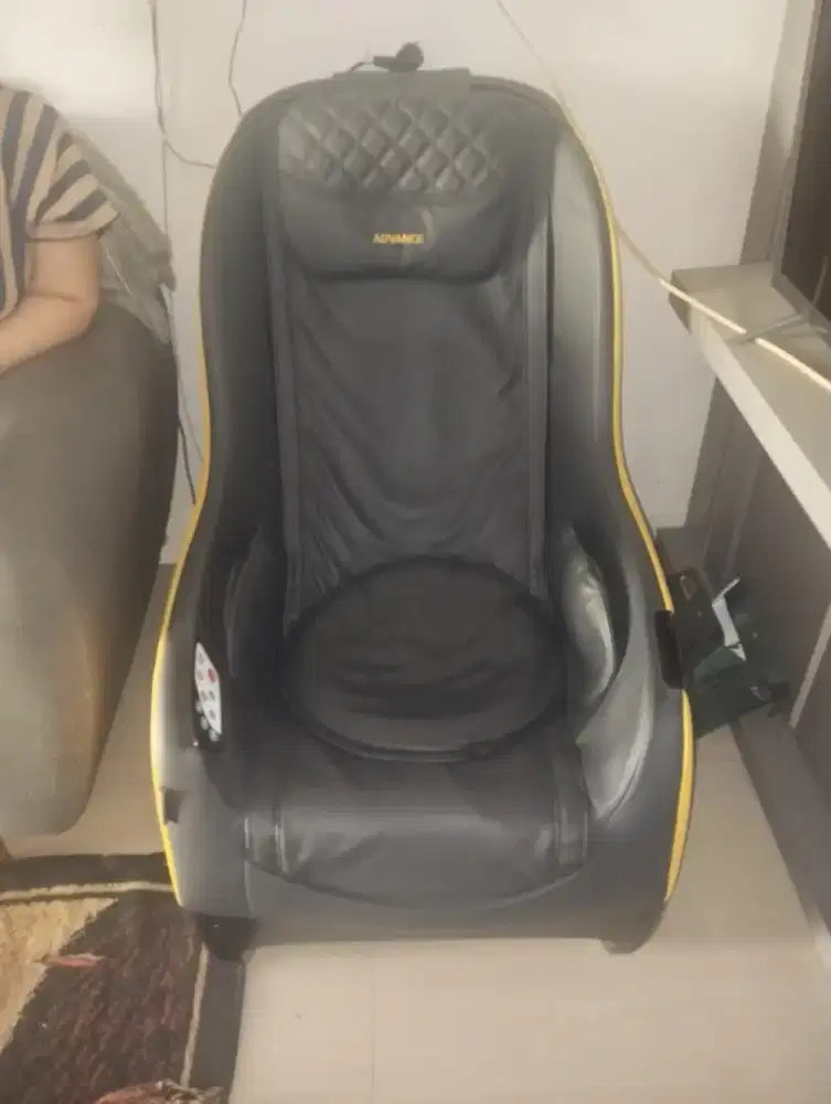 dijual kursi pijat advan