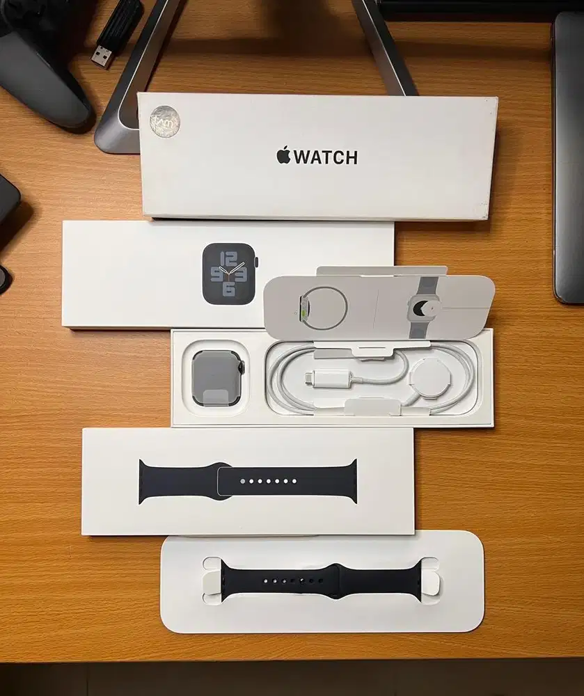 APPLE WATCH SE GEN 2 40MM MIDNIGHT (BNOB)