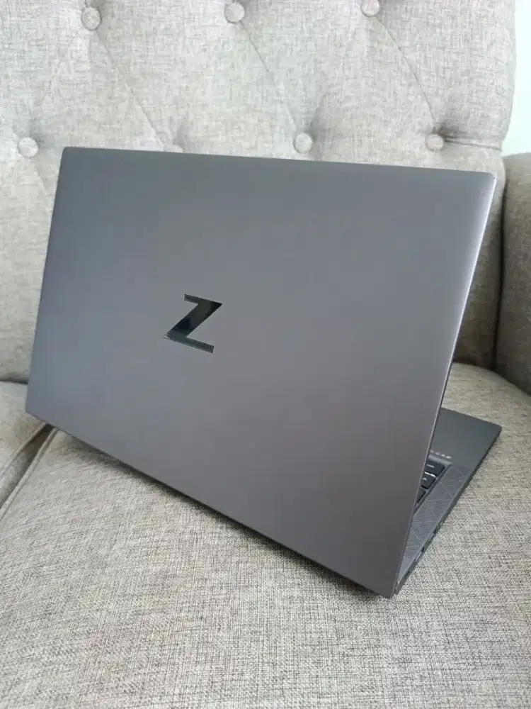 Laptop HP Zbook Core i7 Gen 11 RAM 16GB Slim
