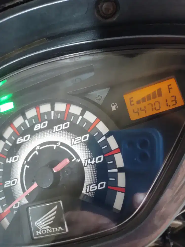 Jual supra tr 125 plat w sda th 2010 body 2913 yg ori msh ada