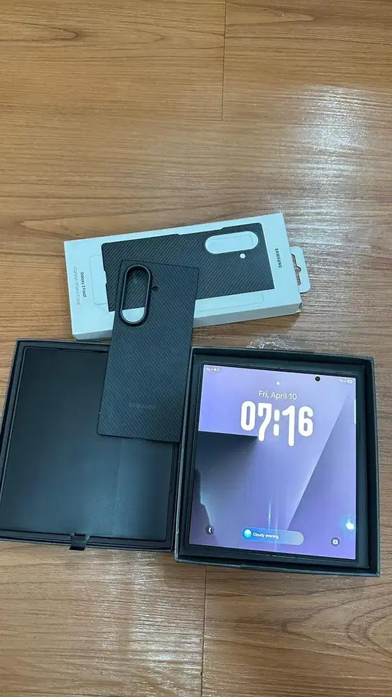 DIJUAL SAMSUNG Z FOLD 7 12/512 JETBLACK