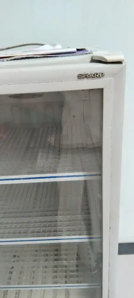 Dijual Murah Freezer 4 Rak (bekas pemakaian pribadi)