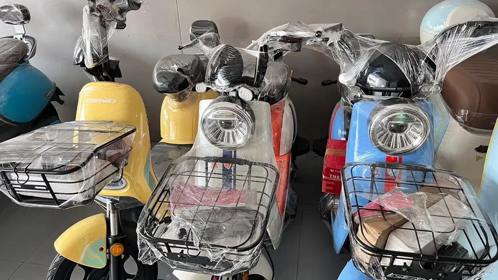 SEPEDA LISTRIK MEREK GENIO SL 1