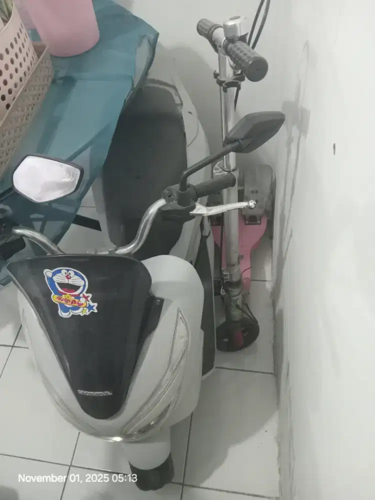 Di jual mtor aki PCX