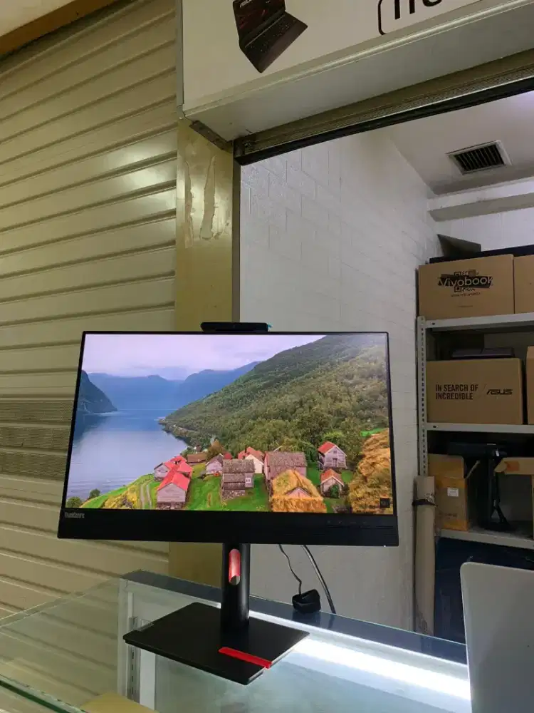 BISA COD LIKE NEW MONITOR 24 INCH LENOVO THINKCENTRE TIO 24 GEN 5 FHD