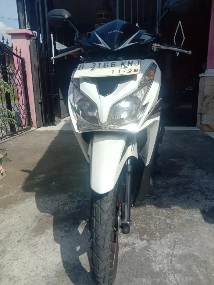Jual motor Honda Vario kzr th. 2013