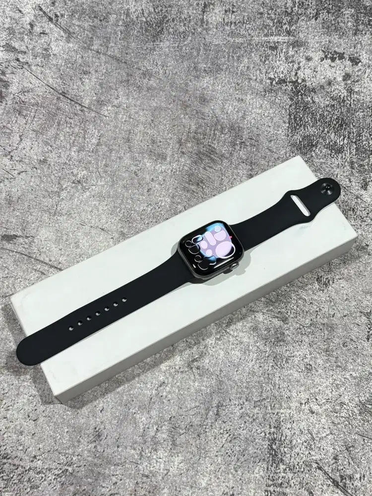 Apple Watch Series 11 42mm Space Grey Ex Ibox