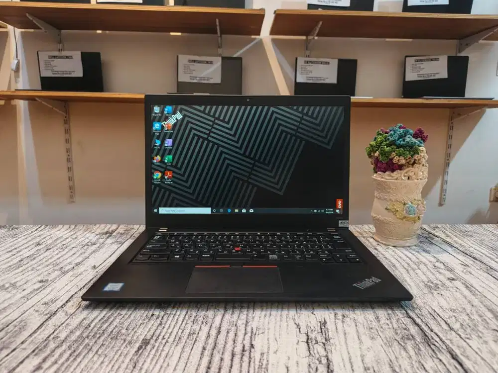 Laptop LENOVO THINKPAD T480S Intel Core i5-8265U Ram 8GB