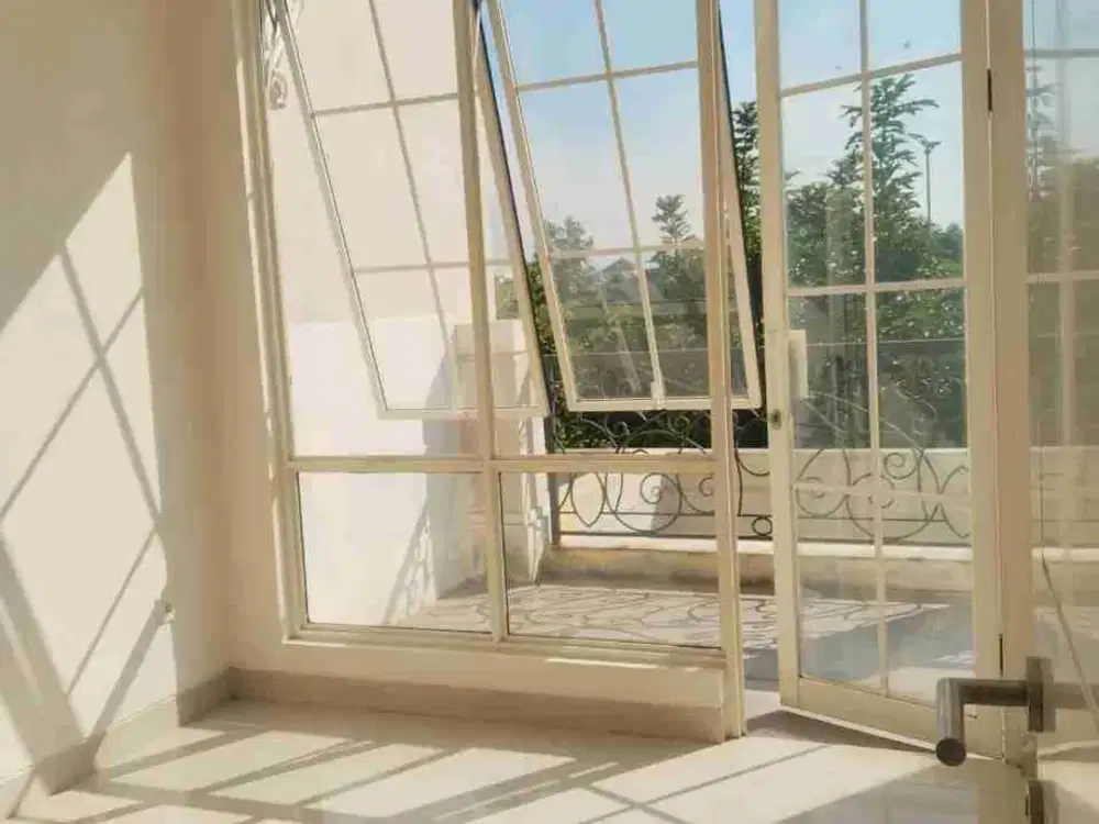 The Essence of Luxury: Rumah Hoek Eksklusif Cluster Anapuri Podomoro Park