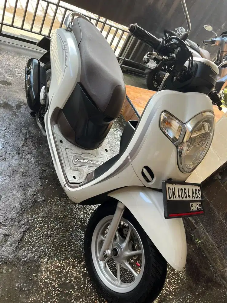 DIJUAL SCOOPY 2019