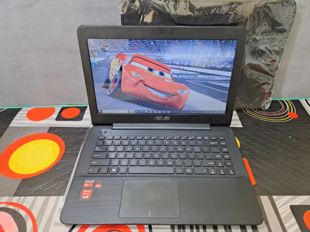 BU laptop asus X454y A.D A8 RAM 4 HDD 500 GB SLIM SIAP PAKAI