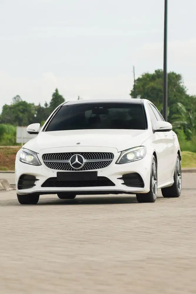[ Low Odo ] Mercedes Benz C300 AMG Facelift 2020 W205 Bmw 330i