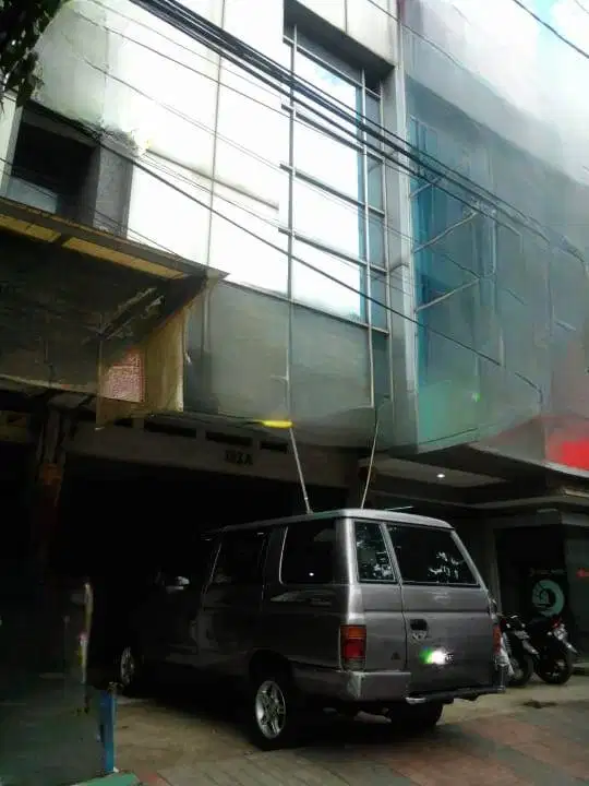 Dijual/Disewakan Ruko Strategis di Moch Toha Bandung