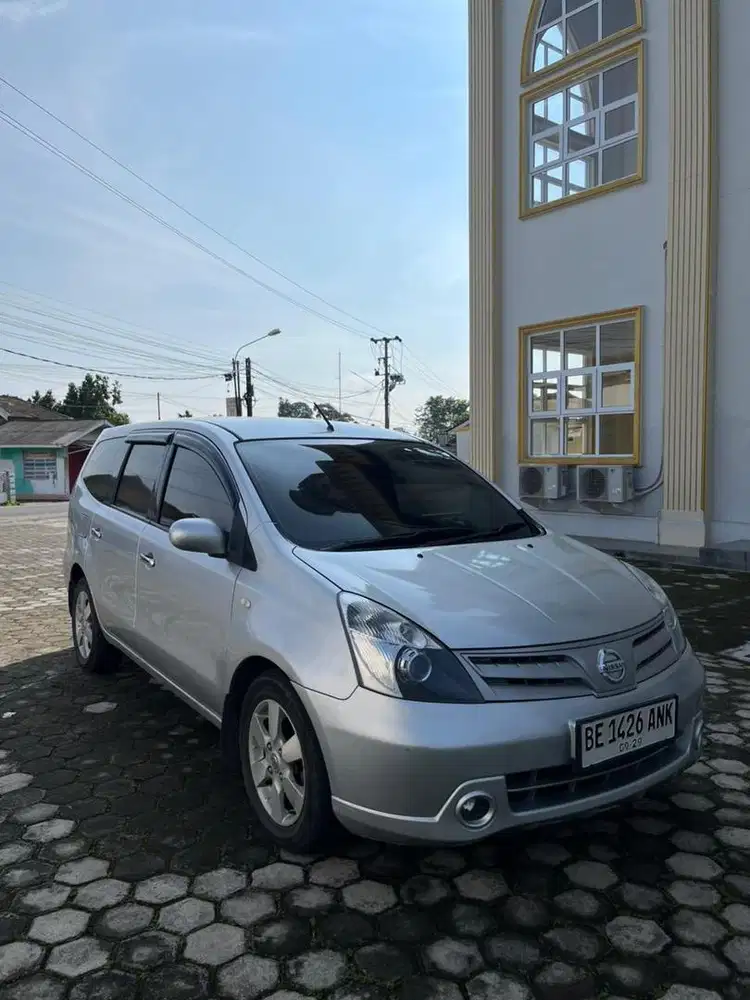 Jual cepat grand livina XV 2011
