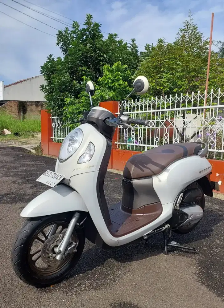 HONDA SCOOPY PRESTIGE 2022 KOTAMADYA RECORD DEALER