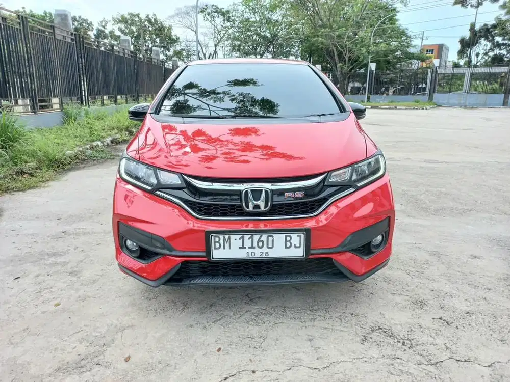 Dijual honda jazz rs matic tahun 2018
