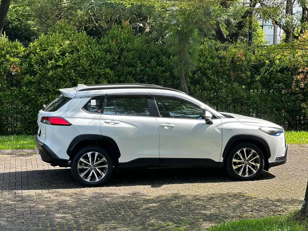Toyota Corolla Cross Hybrid 2023 Improvement CBU Full Spec Cvt Cash