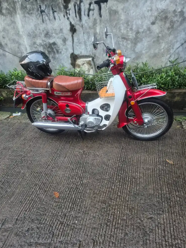 Motor honda C70 mulus