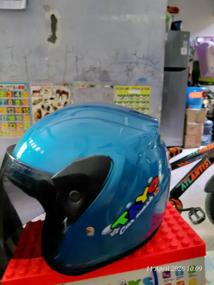 HELM ANAK 5 TAHUN