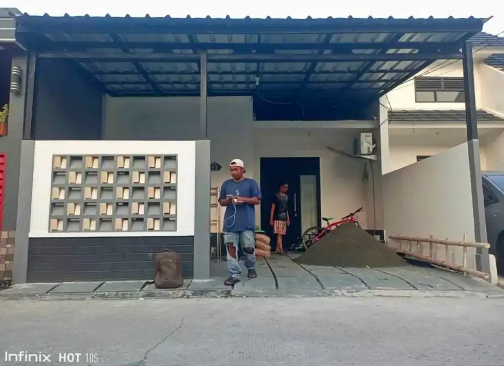 Kanopi baja ringan dan garasi