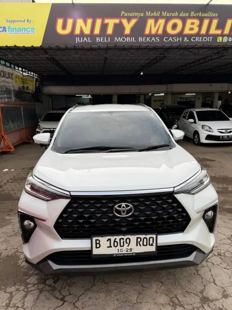 velos Q at,matic,2023,putih,km low