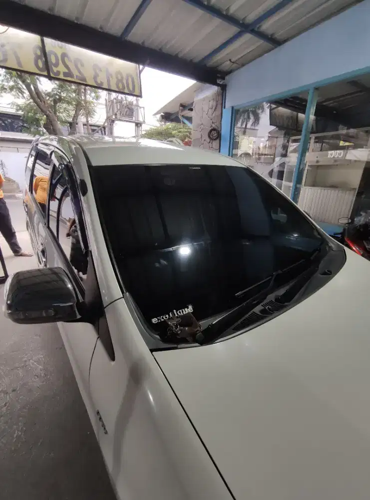 Pusat kaca film cover jok skotlet mobil murmer