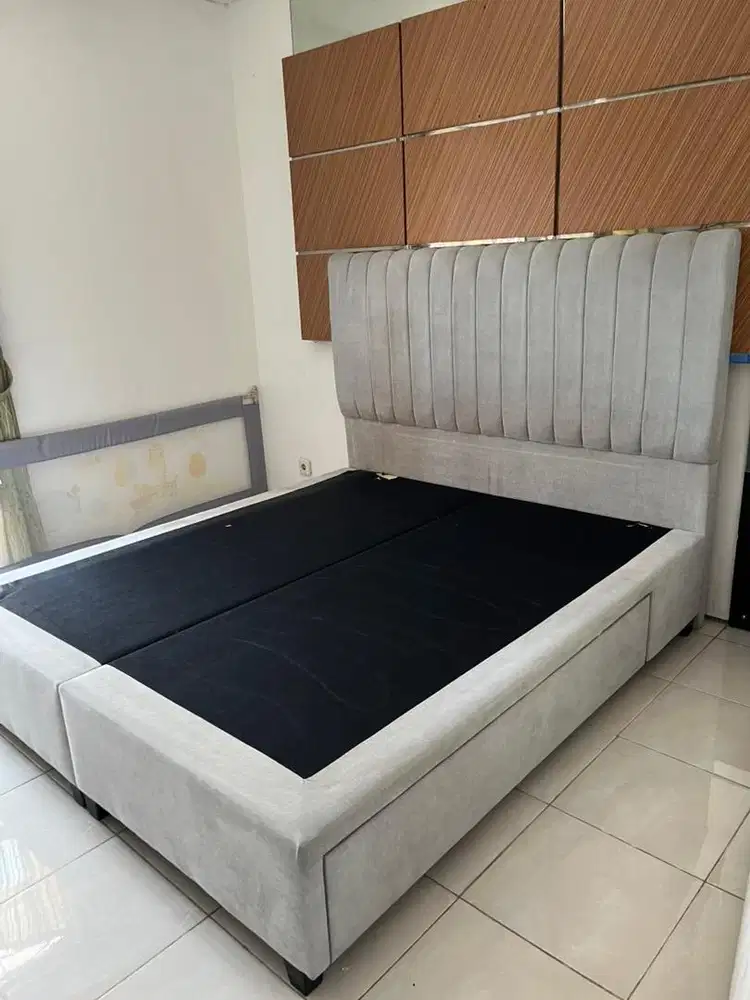 Rangka / dipan tempat tidur kain dengan penyimpanan