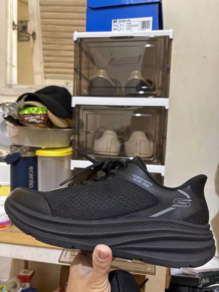 JUAL SEPATU SKECHERS