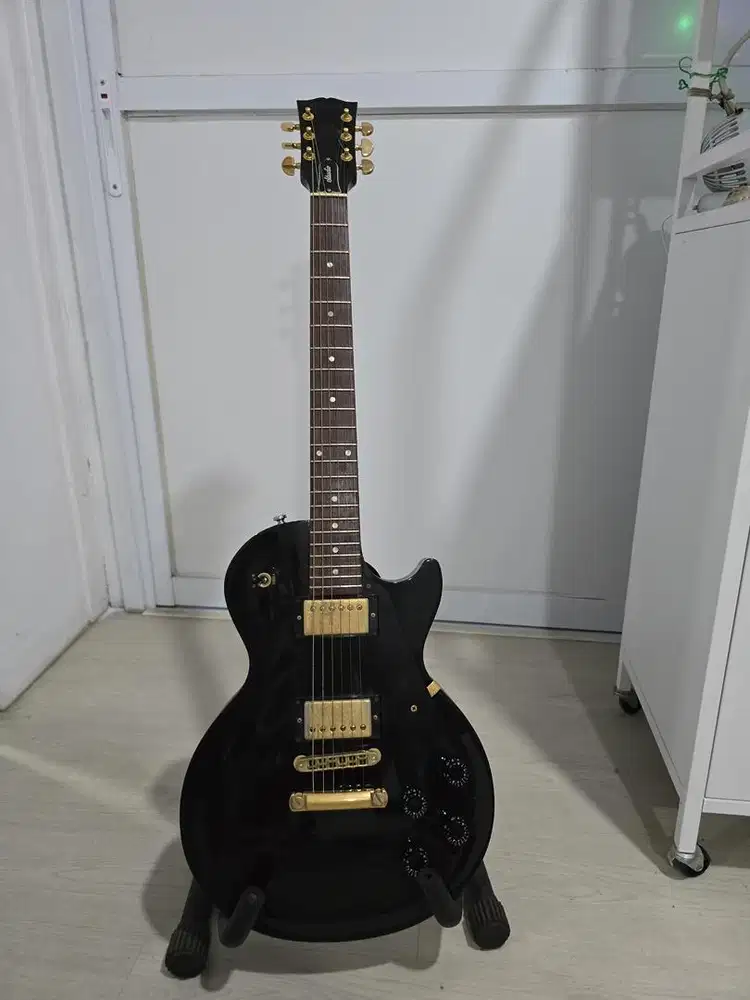 Gibson USA Les Paul Studio Black Gold Gitar Elektrik Guitar