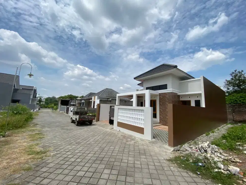 Miliki Rumah Mewah 3 Kamar Di Ngemplak Ini, Desain Elegan!