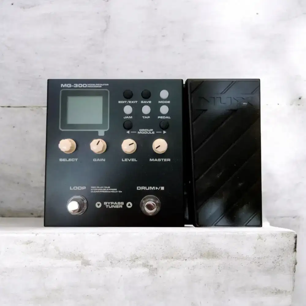 Efek Gitar Nux MG 300