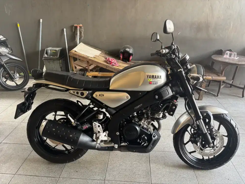 YAMAHA XSR 2024 KM 6 rb kondisi bagus