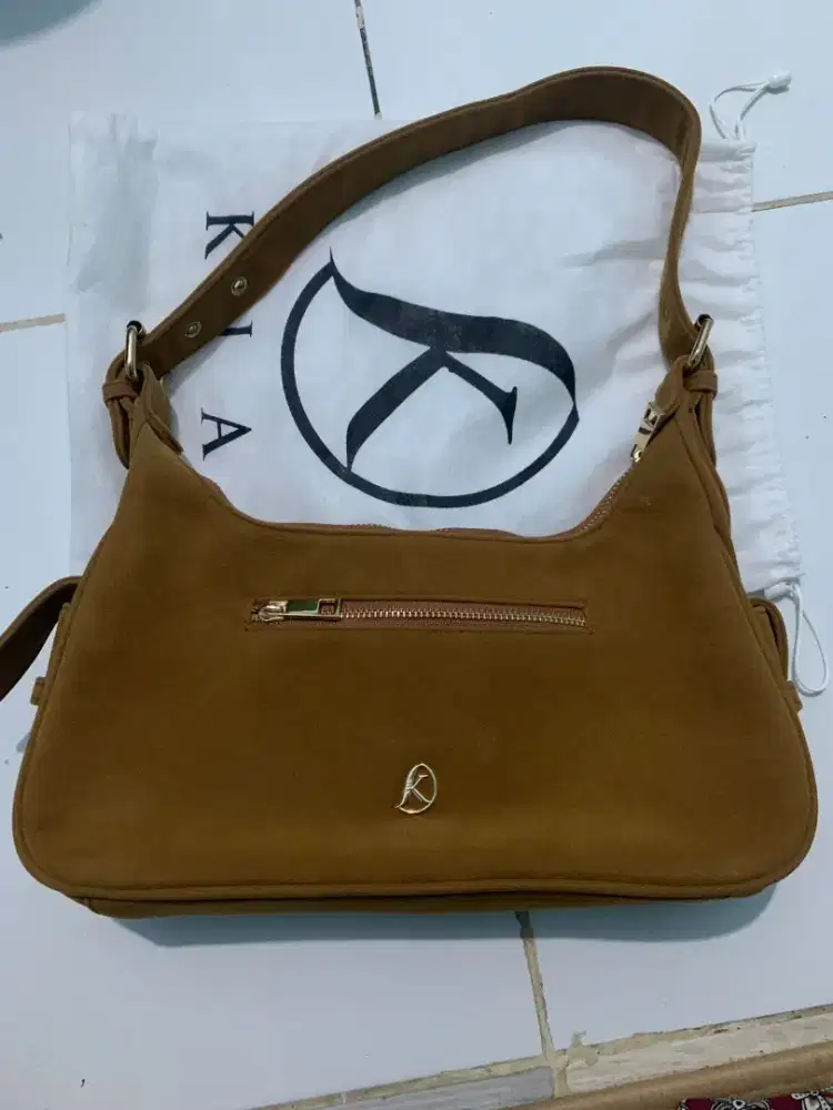 Tas & Sepatu by Local Brand