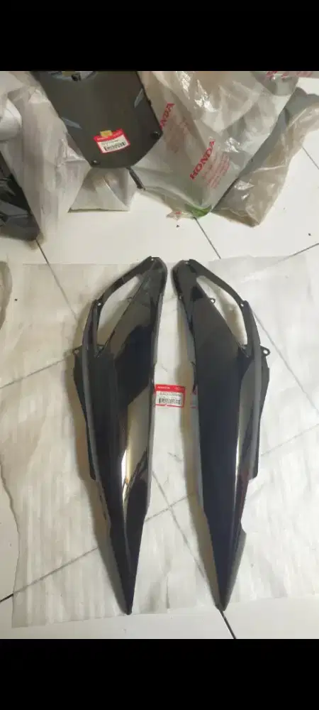 Cover body belakang hitam supra x 125 batman 2007-2014