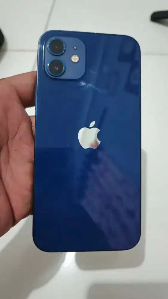 Iphone 12 fulset like new