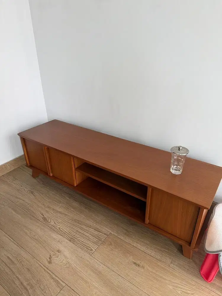 Meja tv kayu mulus original price 3.5jt