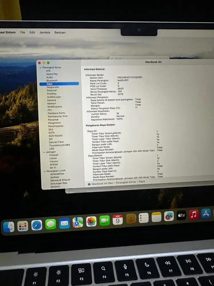 MacBook Air M2 2022 – Mulus Fullset BH 100%