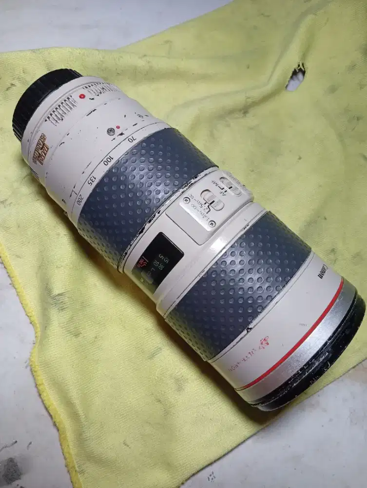 Lensa Canon 70-200mm f/2.8 USM