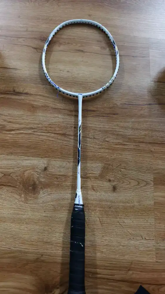 Raket axforce blast 4u 79gram