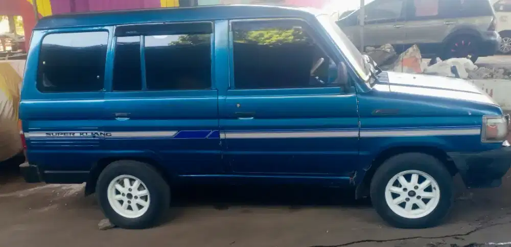 Kijang super 90 bisa kredit