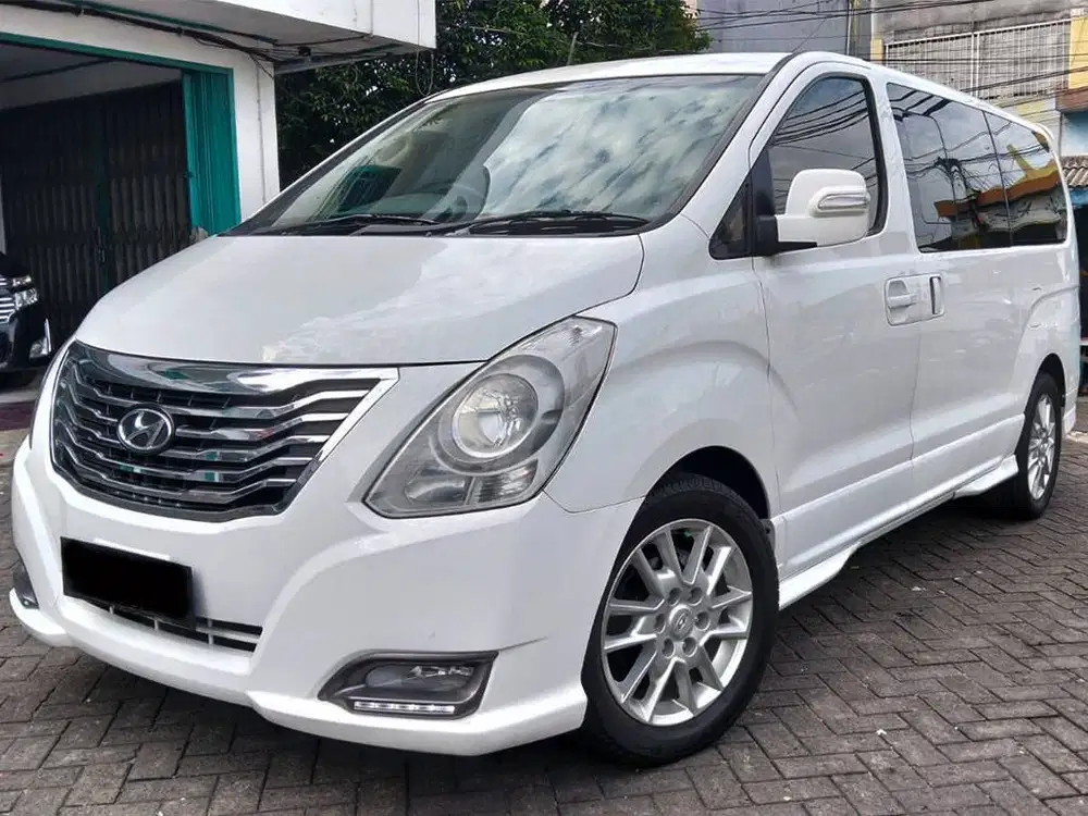 2014 Hyundai H1 XG Facelift Bensin Km 94rb B Ganjil Pjk 8/2026 *KREDIT